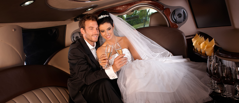 https://www.weddingtorontolimousine.com/fleets/